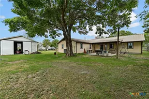 73 Mesquite St, Lolita, TX 77971 - Photo 4
