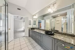 2258 Kensington Way, New Braunfels, TX 78130 - Photo 24
