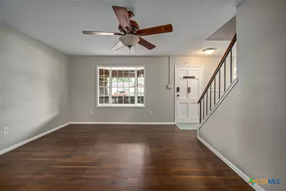 310 Glenbrook Lane, Port Lavaca, TX 77979 - Photo 8