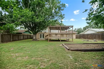 310 Glenbrook Lane, Port Lavaca, TX 77979 - Photo 4