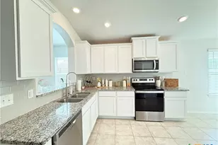 1910 Bee Creek Loop, Copperas Cove, TX 76522 - Photo 6