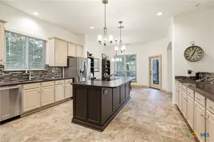 8902 Sonata Ct, San Antonio, TX 78266 - Photo 16