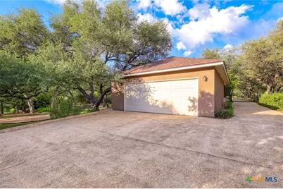 8902 Sonata Court, San Antonio, TX 78266 - Photo 32