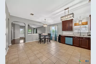 211 Starling Creek, New Braunfels, TX 78130 - Photo 8