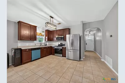 211 Starling Creek, New Braunfels, TX 78130 - Photo 6