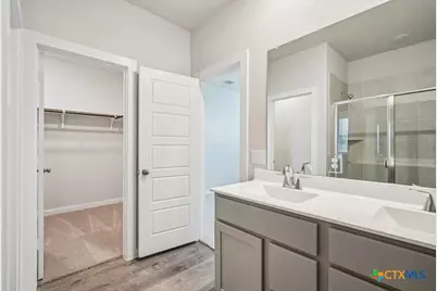 4330 Hobbiton Way, New Braunfels, TX 78130 - Photo 18