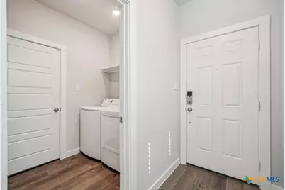 4330 Hobbiton Way, New Braunfels, TX 78130 - Photo 8