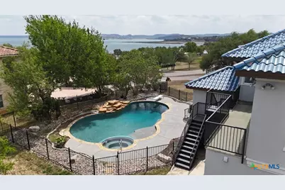 829 Kings Point Drive, Canyon Lake, TX 78133 - Photo 6
