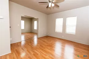 905 N 9th St, Temple, TX 76501 - Photo 10