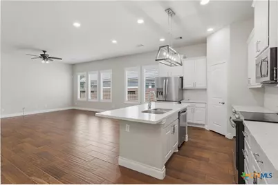 1917 Creek Ridge Street, Seguin, TX 78155 - Photo 8