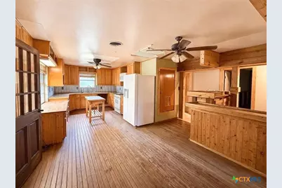 2301 Post Oak Avenue, Copperas Cove, TX 76522 - Photo 4