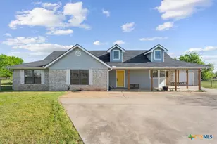 11510 S Whitehall Rd, Temple, TX 76504 - Photo 4