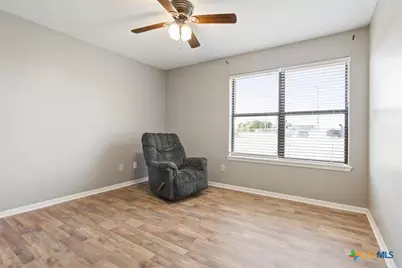 11510 S Whitehall Road, Temple, TX 76504 - Photo 18