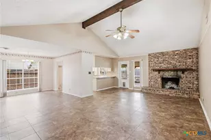 306 Antietam Dr, Victoria, TX 77904 - Photo 4