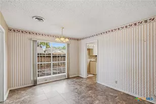 306 Antietam Dr, Victoria, TX 77904 - Photo 10