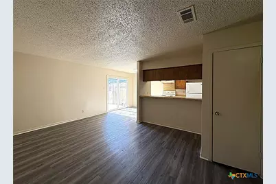 1202 Covey Lane #D, Killeen, TX 76542 - Photo 4