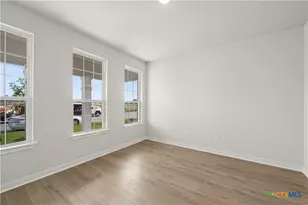 451 Winscott Ave, Temple, TX 76502 - Photo 4