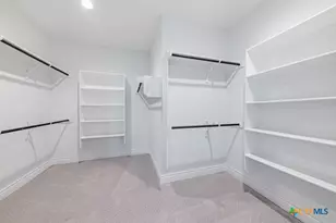 795 N Academy Ave, New Braunfels, TX 78130 - Photo 18