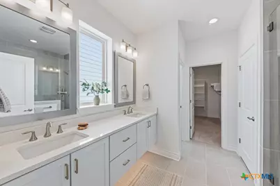 795 N Academy Avenue, New Braunfels, TX 78130 - Photo 14