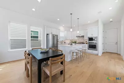 795 N Academy Avenue, New Braunfels, TX 78130 - Photo 8