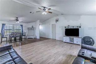 1767 Dowdy Rd, Seguin, TX 78155 - Photo 6