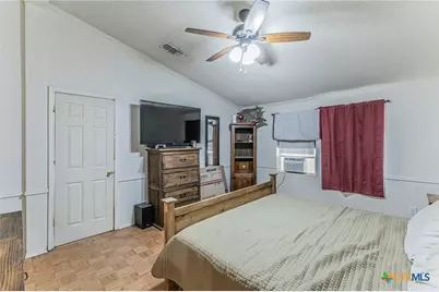 1767 Dowdy Road, Seguin, TX 78155 - Photo 14