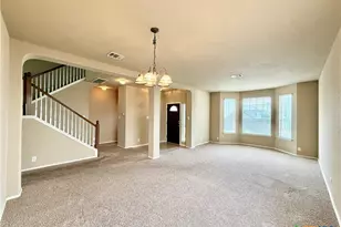 613 Magdalena Ln, New Braunfels, TX 78132 - Photo 4