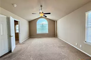 613 Magdalena Ln, New Braunfels, TX 78132 - Photo 26