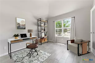 829 Stonemanor, Seguin, TX 78155 - Photo 20