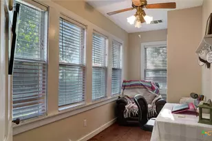 204 S Valley St, Cuero, TX 77954 - Photo 22