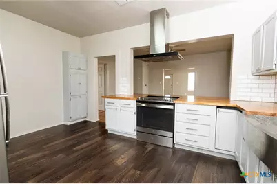 905 N 9th Street, Temple, TX 76501 - Photo 14