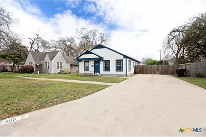 905 N 9th Street, Temple, TX 76501 - Photo 2