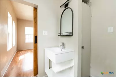 905 N 9th Street, Temple, TX 76501 - Photo 22