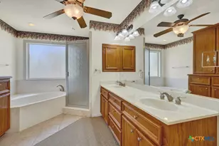 1000 Bamc Dr, Canyon Lake, TX 78133 - Photo 24