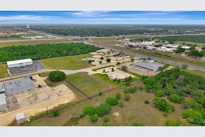 205 Kerh Boulevard, Victoria, TX 77904 - Photo 24