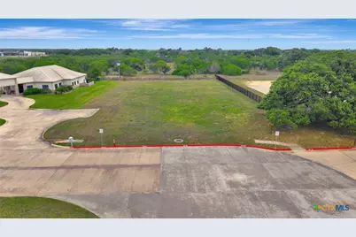 205 Kerh Boulevard, Victoria, TX 77904 - Photo 22