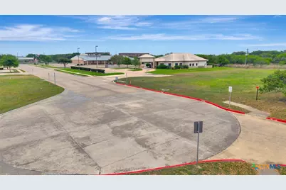 205 Kerh Boulevard, Victoria, TX 77904 - Photo 20