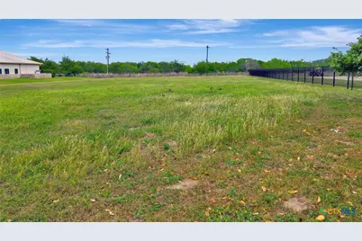 205 Kerh Boulevard, Victoria, TX 77904 - Photo 18