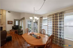 114 Andover, Victoria, TX 77904 - Photo 6