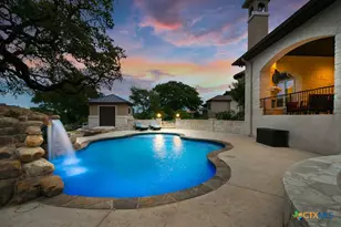 1054 Provence Pl, New Braunfels, TX 78132 - Photo 4