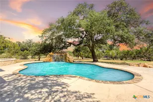 1054 Provence Pl, New Braunfels, TX 78132 - Photo 38