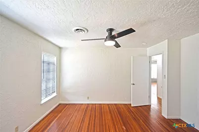 268 E Mill Street, New Braunfels, TX 78130 - Photo 20