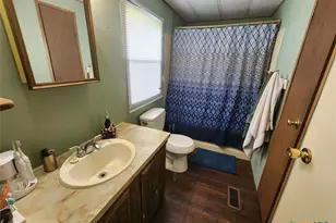 705 & 709 Bluestem Dr, Copperas Cove, TX 76522 - Photo 32