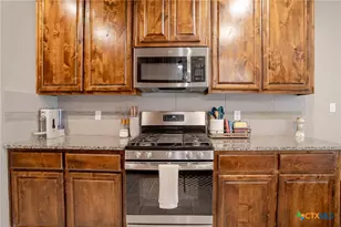 3109 Lenora Dr, Victoria, TX 77901 - Photo 10