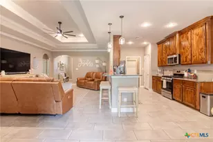 3109 Lenora Dr, Victoria, TX 77901 - Photo 12