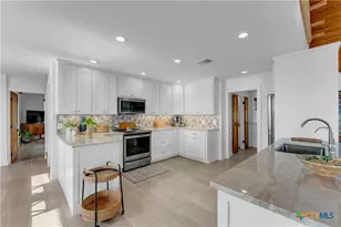 621 Waterway Ln Ln, Burnet, TX 78611 - Photo 10