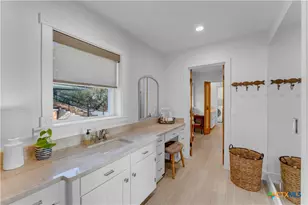 621 Waterway Ln Ln, Burnet, TX 78611 - Photo 16