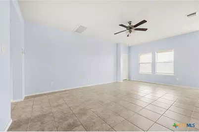 2402 Freddie L. Nichols Sr. Drive, Harker Heights, TX 76548 - Photo 8