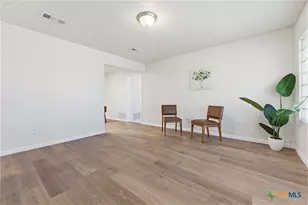 126 E Bob White Ln, Harker Heights, TX 76548 - Photo 6