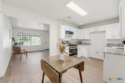 126 E Bobwhite Lane, Harker Heights, TX 76548 - Photo 10